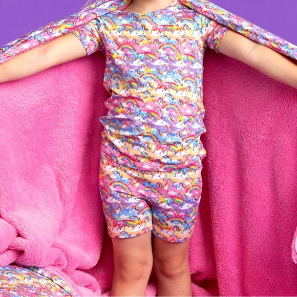 •NEW•Posh Peanut Lisa Frank® “Markie™ Magic” Short Sleeve Pajama - Picture 7 of 8